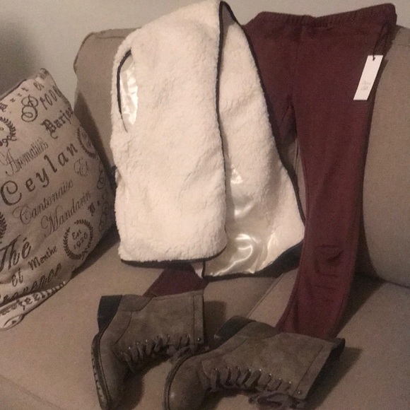 1 left! ⛄️ 🍁Women’s soft&comfy Sherpa Vest w/belt - Picture 6 of 8